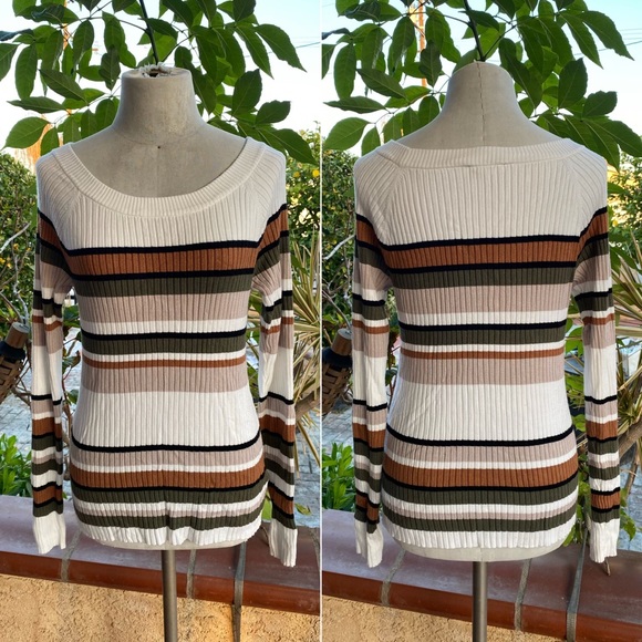 Express Ribbed Crewneck Sweater LARGE - Picture 1 of 7